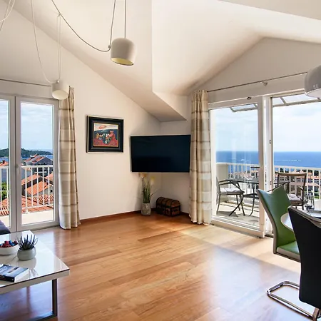 Hill Premium Apartment