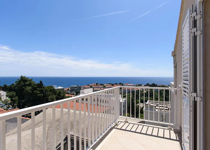 Hill Premium Apartment *